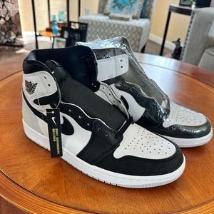 Air Jordan 1 Retro High OG Shoes